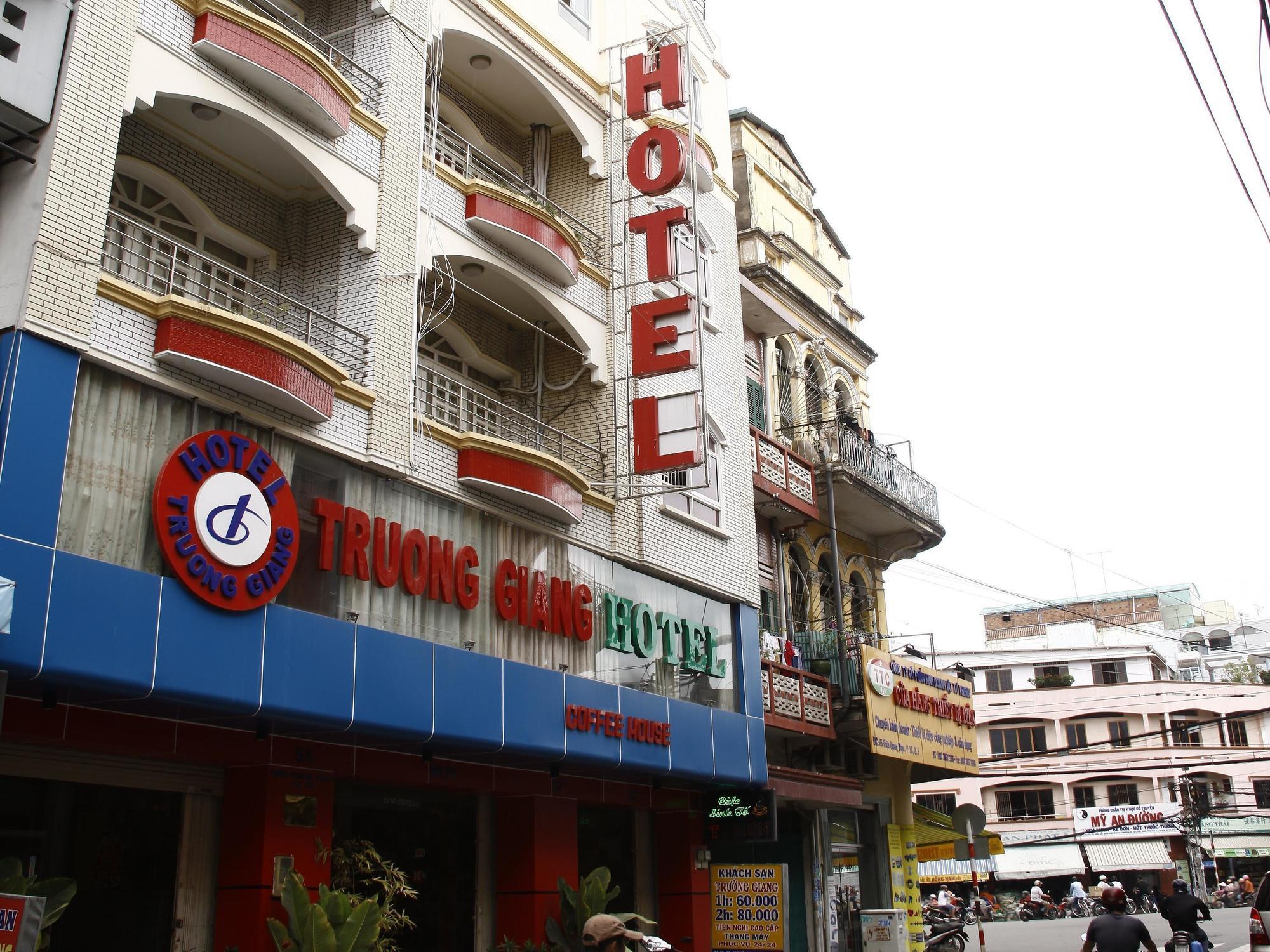 Truong Giang Hotel Ho Chi Minh City Exterior photo